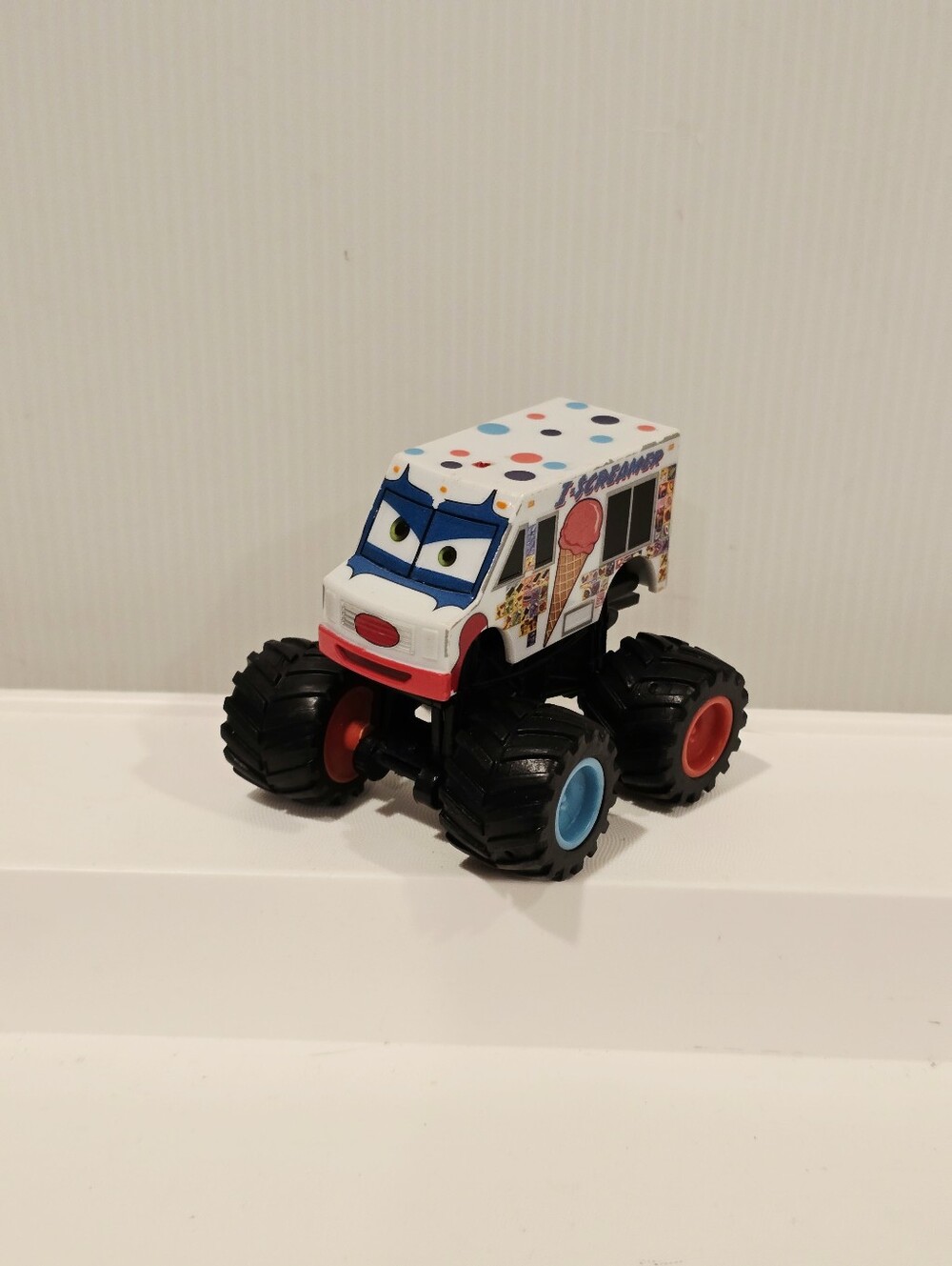 Disney Pixar Cars Toon I-Screamer Monster Truck